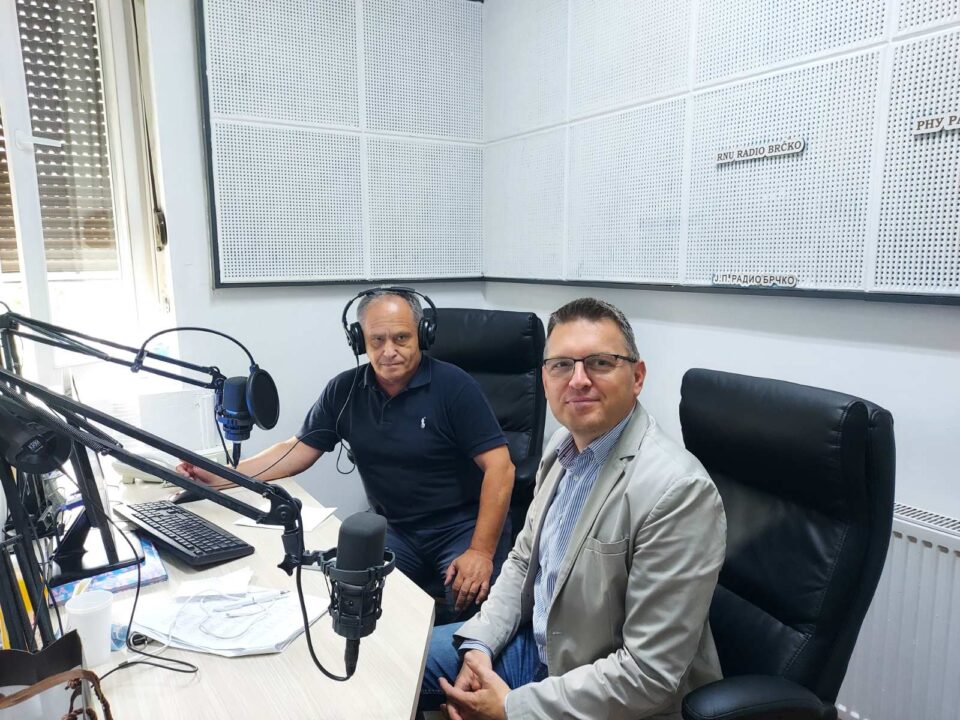 Vrijeme za razgovor – direktor JP “Putevi Brčko” Vlado Jevtić Vrijeme za razgovor – direktor JP “Putevi Brčko” Vlado Jevtić