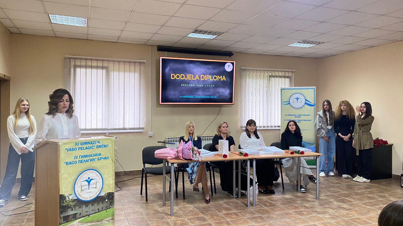 Brčko: Svečana dodjela diploma maturantima Gimnazije “Vaso Pelagić”