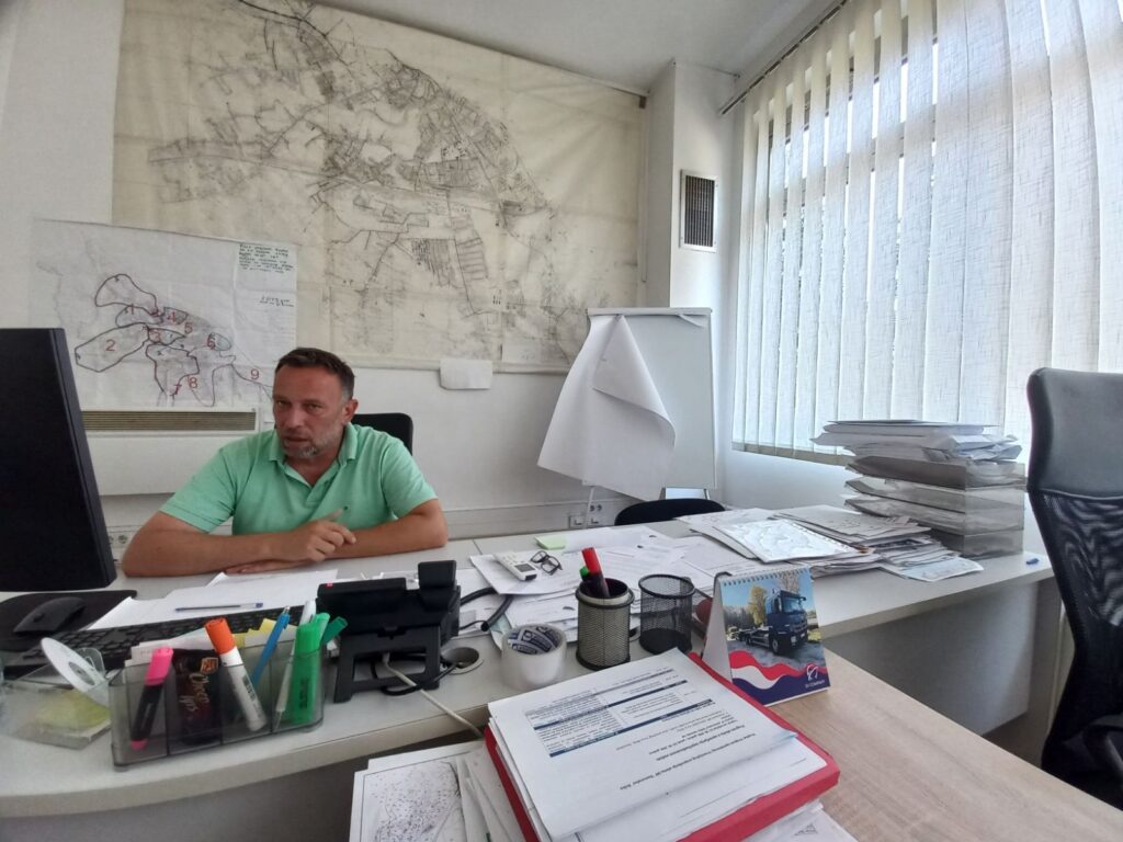 Vodoopskrba u Distriktu pred velikim izazovima zbog visokih temperatura i stare vodovodne mreže Vodoopskrba u Distriktu pred velikim izazovima zbog visokih temperatura i stare vodovodne mreže