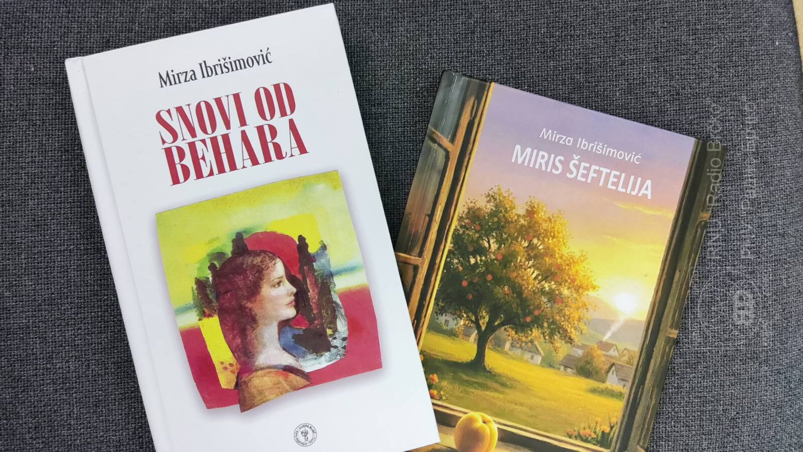 Mjesec knjige: Mirza Ibrišimović predstavio romane „Miris šeftelija i „Snovi od behara Mjesec knjige: Mirza Ibrišimović predstavio romane „Miris šeftelija i „Snovi od behara